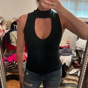 Dark Green sleeveless key hole top